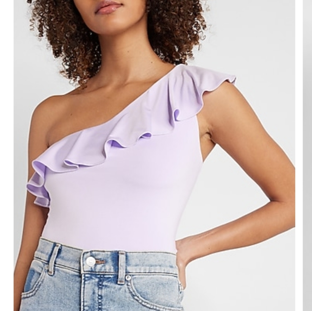 Body Contour Express Silky Ruffle One Shoulder Cropped Tank Size Medium
